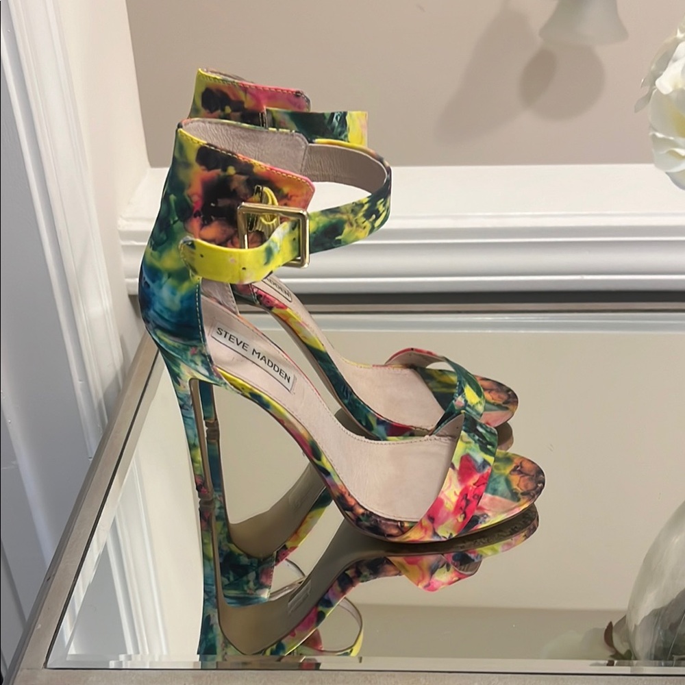 Steve Madden Vibrant Multicolor Heels